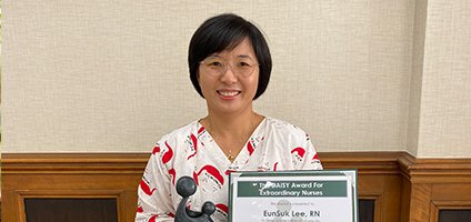 Eun Suk Lee